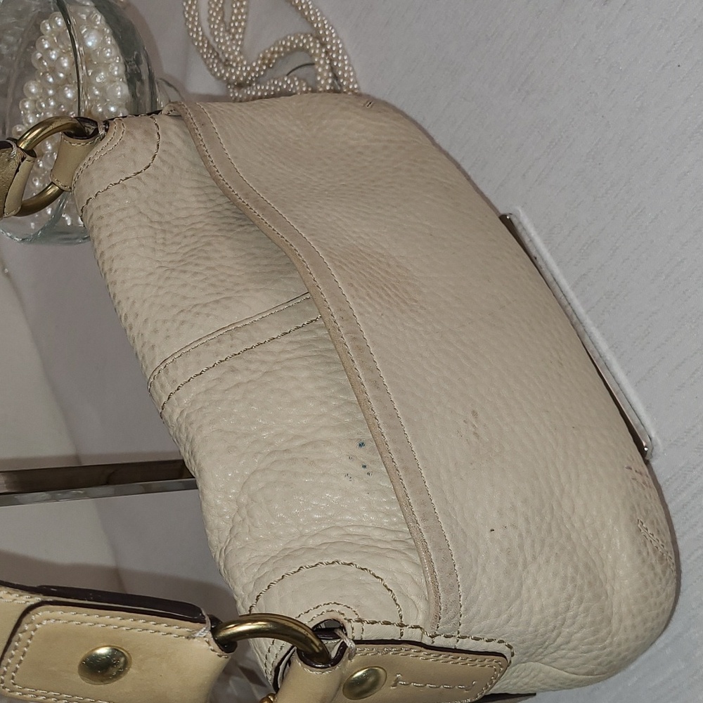 Leather Coach shoulder bag - Picture 11 of 11